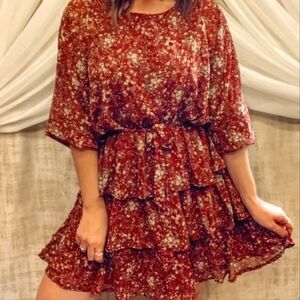 RUST FLORAL TIERED DRESS WITH TIE